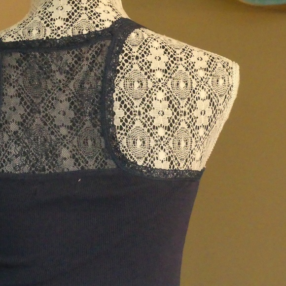 Lacy Tank - Picture 4 of 6